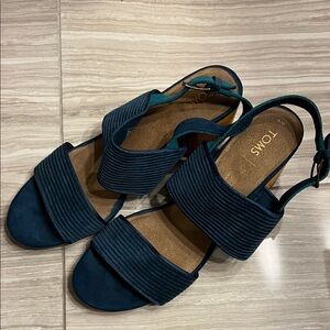 TOMS Women's Deep Blue Strappy Sandals